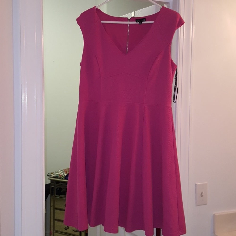 City chic pink zippet back dress